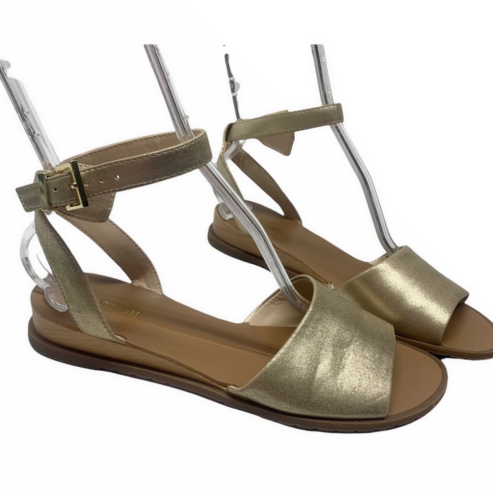 •-, Kenneth Cole Jolly Metallic Gold Sandals Flats